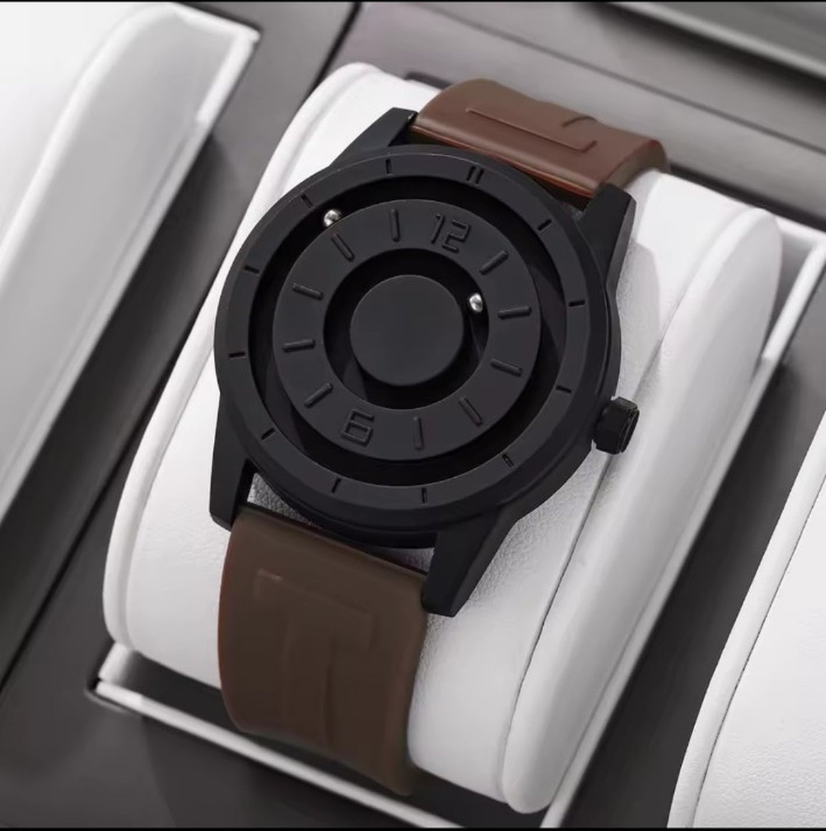 Brown magnetic suspension men's watch